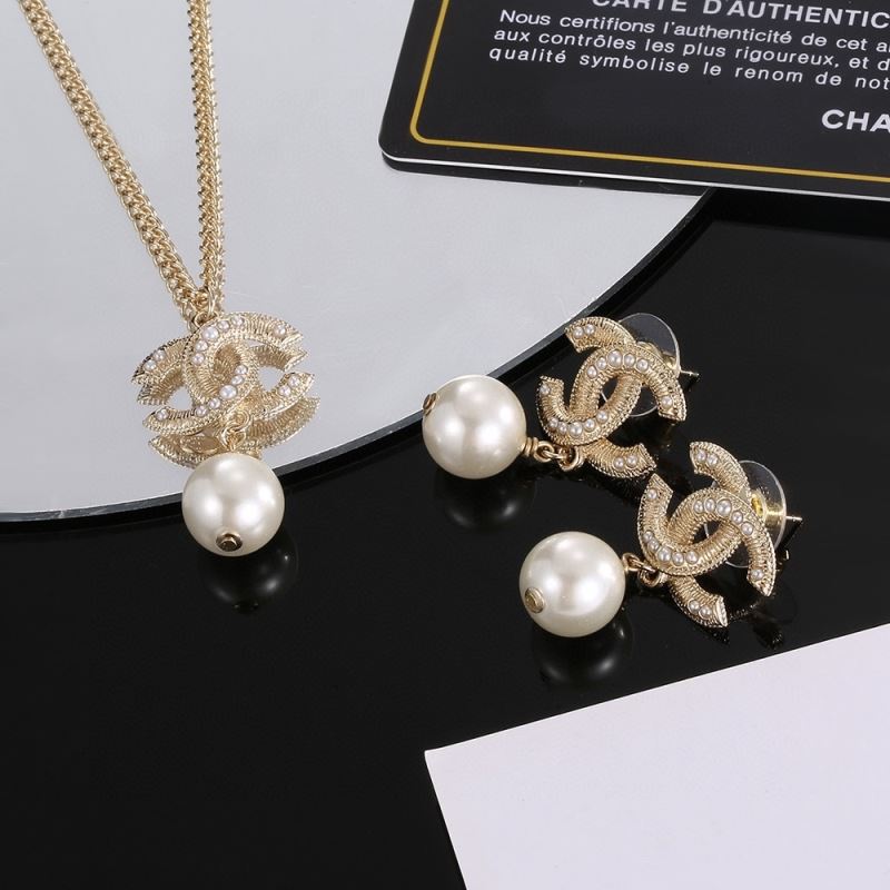 Ch**el necklaces